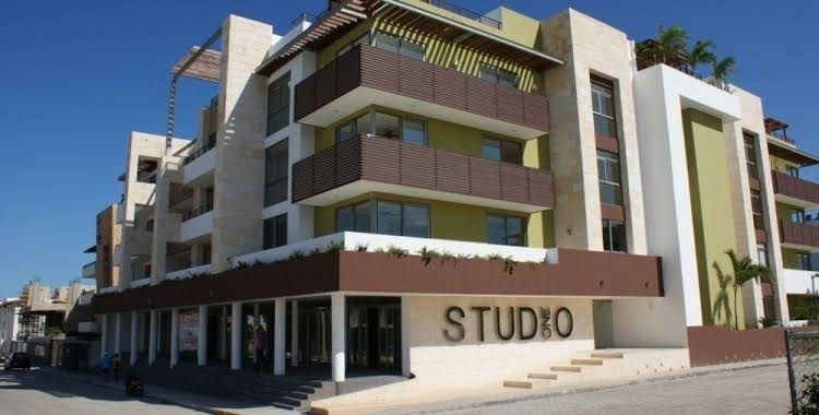 Studio One Apartments4