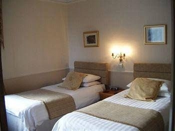 Maple Bank Cottage3