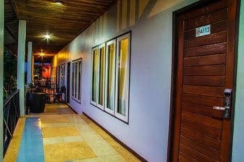 Lanta Gym Muay Thai & Resort0