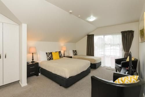Ellena Court Motel3