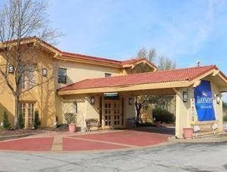 Baymont Inn & Suites Hazelwood St. Louis Airport4