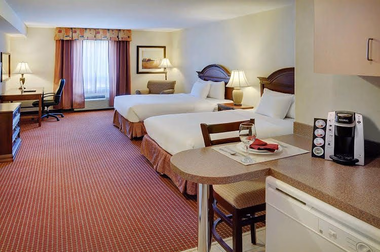 Pomeroy Inn and Suites Dawson Creek1