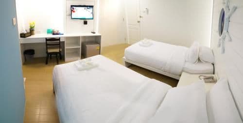 Standard Twin Room