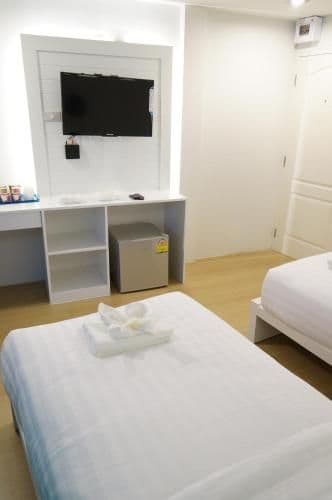 Standard Twin Room