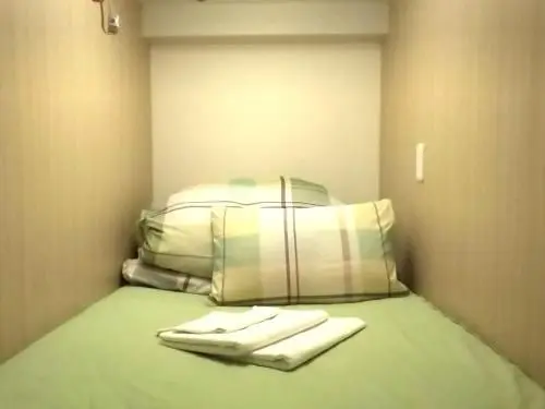 Bunk Bed in Female Dormitory Room - Non-Smoking