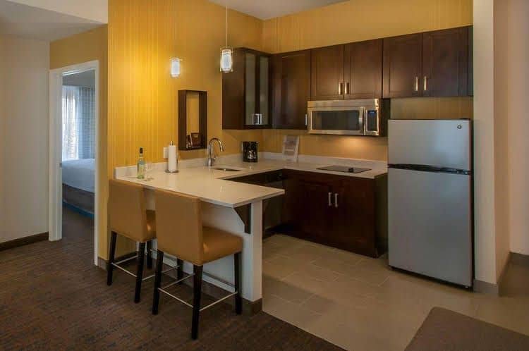 Woolley's Classic Suites Denver Airport Woolley's Classic Suites Denver Airport