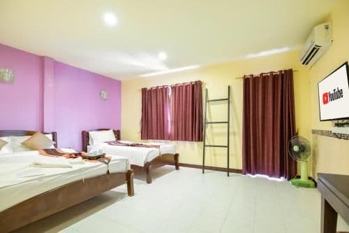 Triple Room