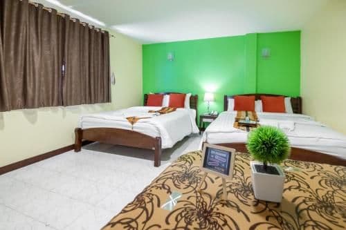 Quadruple Room with Private Bathroom