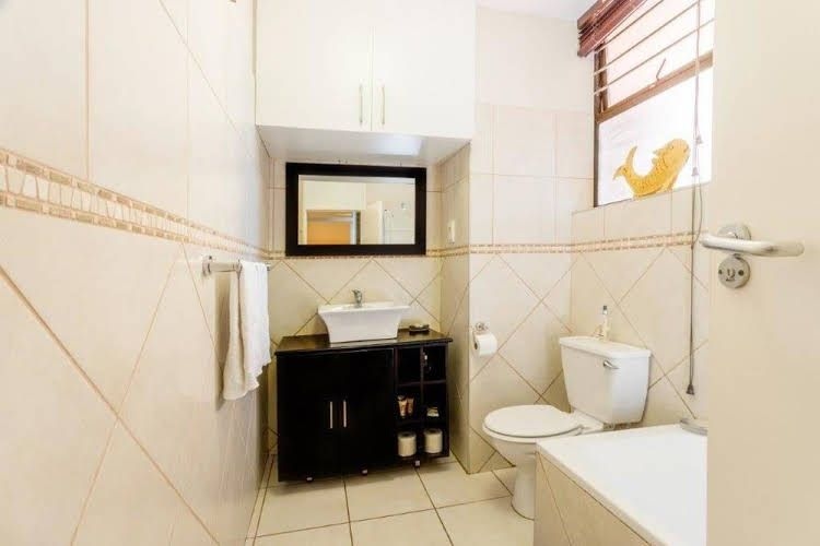 33 Boulder Bay, Ballito0