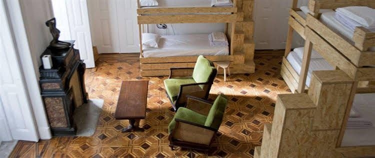 The Independente Suites & Terrace3