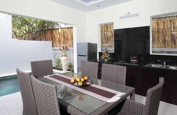 Villa Bahagia2