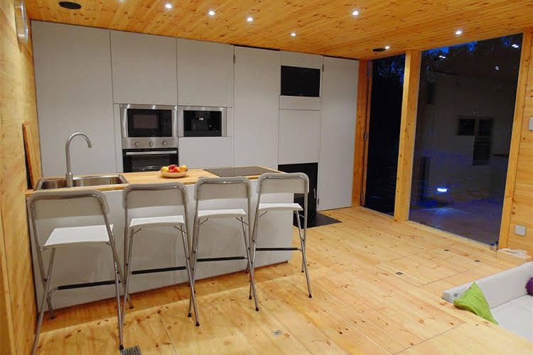HT Houseboats0