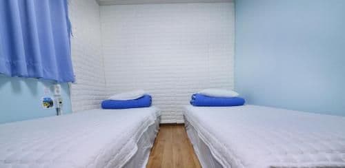 Twin Room with Private Bathroom