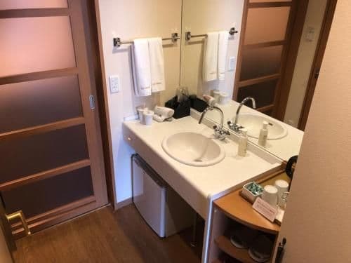 Two Adjacent Double Rooms - Smoking