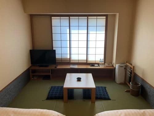Twin Room with Tatami Area - Smoking