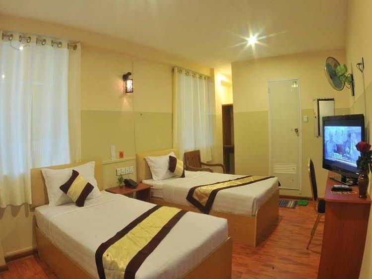Myint Myat Guest House2