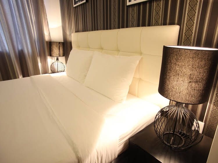 Bliss Hotel0