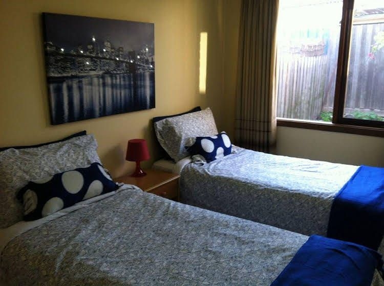 Australian Home Away @ Doncaster Elgar0