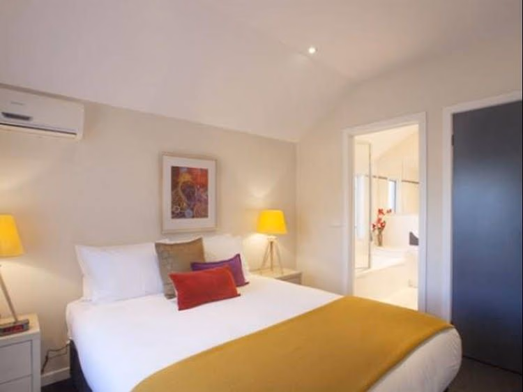Boutique Stays - Roxys Place2