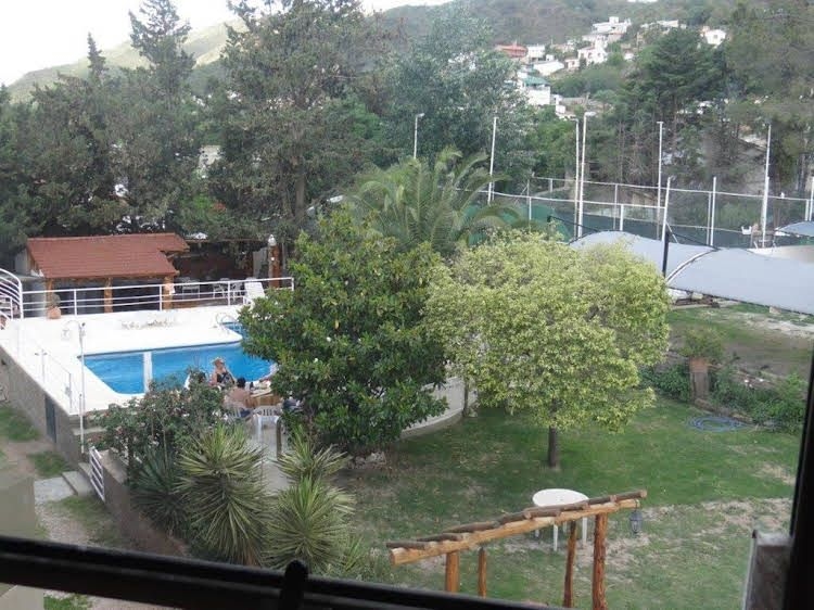 Apart-Hotel Gibert's House0