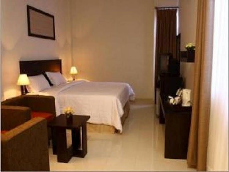 Asia Hotel1