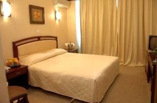 Malibu Hotel2