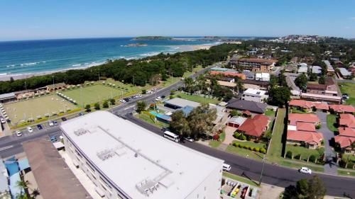 Beachlander Holiday Apartments4