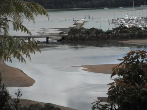 Whangamata Vistas B&B3