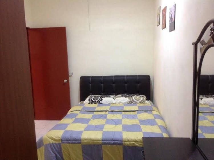 KK Holiday Suites Apartment1