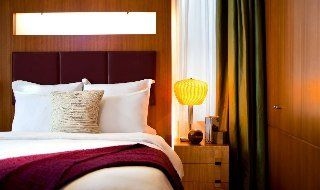 Renaissance Hotel New York 571