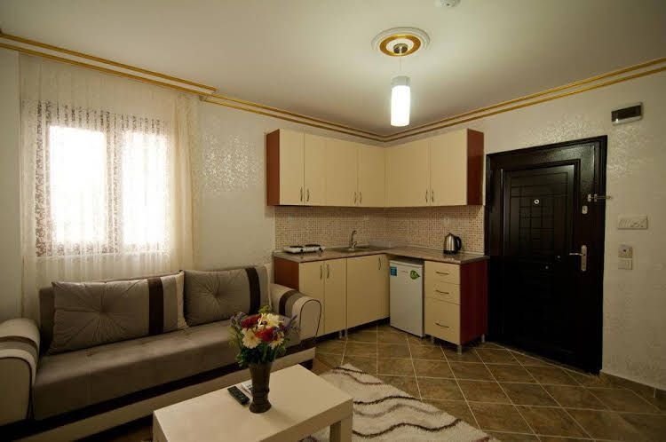 Bera House1