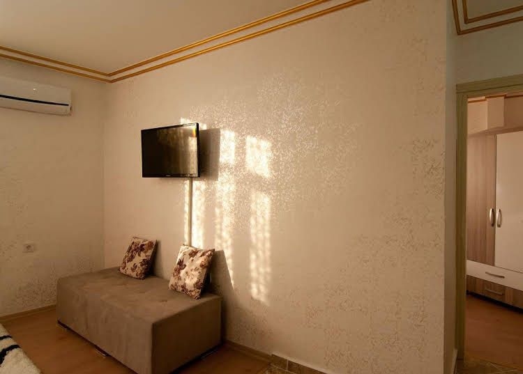 Bera House2