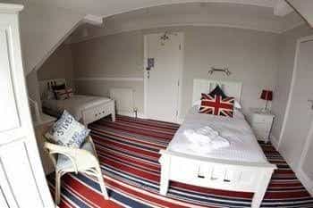 Camelot Guest House Camelot Guest House