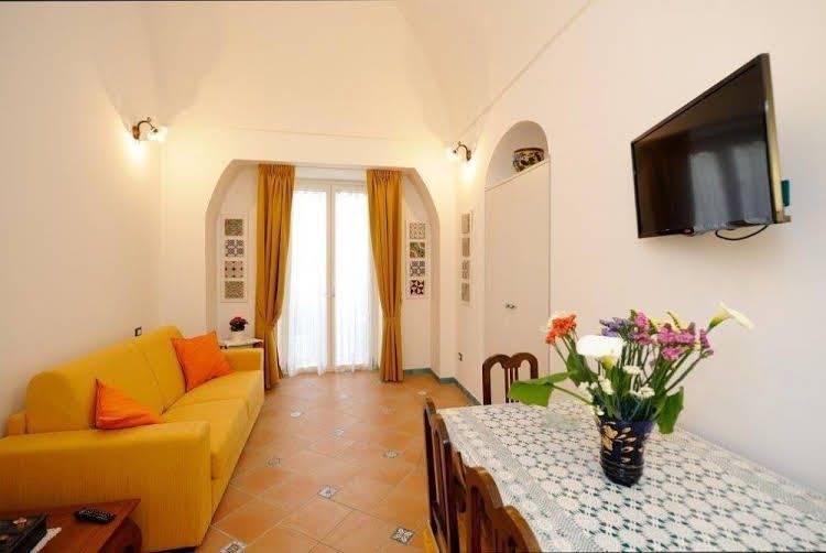 Amalfi Andrea House0