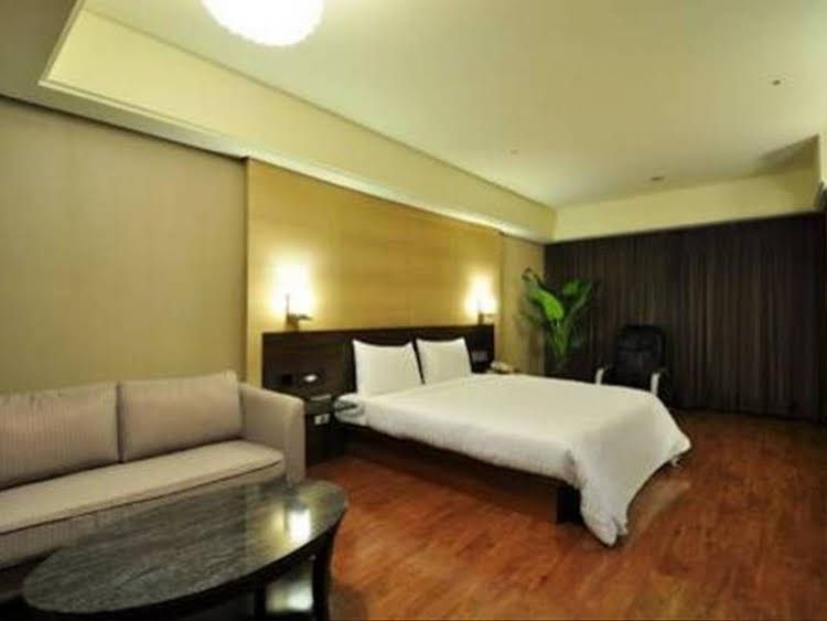 กู๊ดเนส พลาซ่า โฮเทล (Goodness Plaza Hotel)2