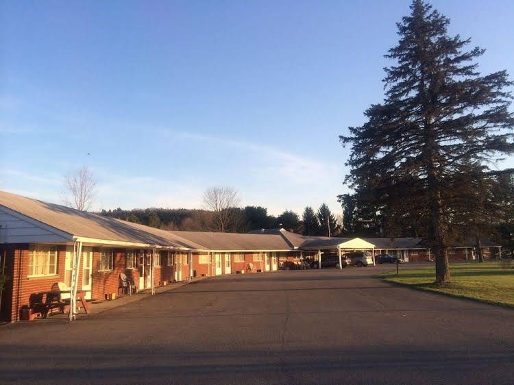 Sunrise Motel0