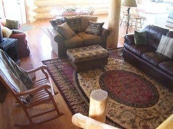 Flyway Log Cabin1