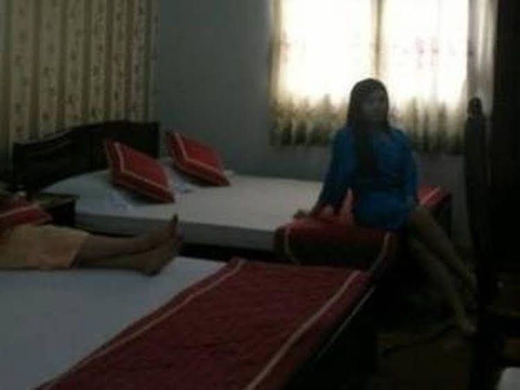 Hello 2 Hotel1