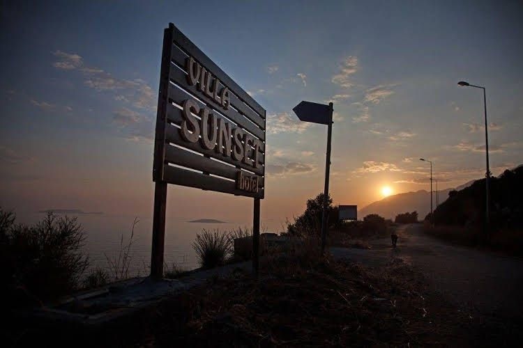 Sunset Villa Hotel0