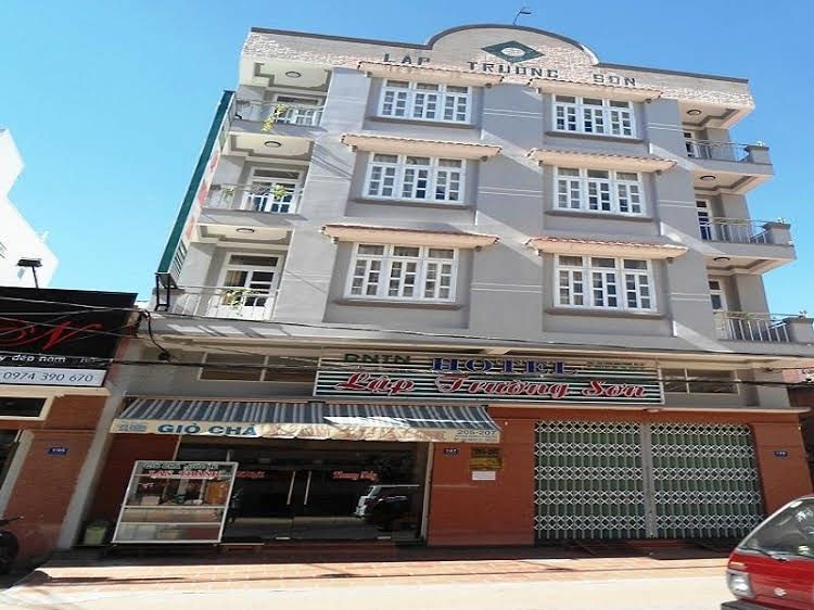 Lap Truong Son Hotel2