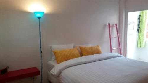 Standard Double Bed
