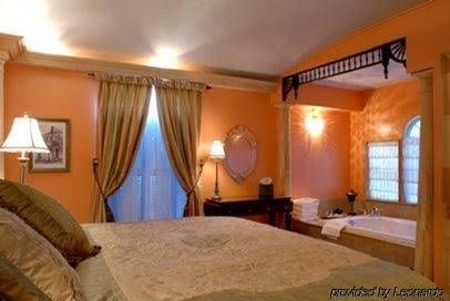 Historic Michabelle Inn1