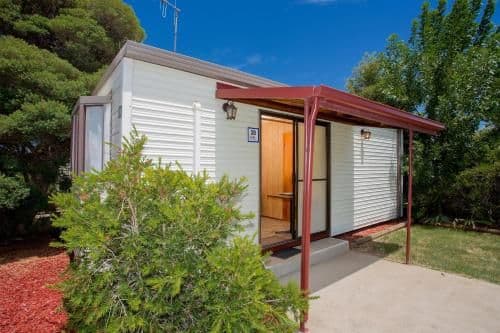Budget Cabin (Sleeps 2)