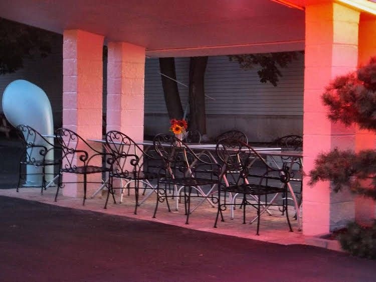 Windsor Motel0