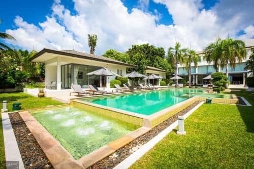 Five-Bedroom Villa - Beach Front