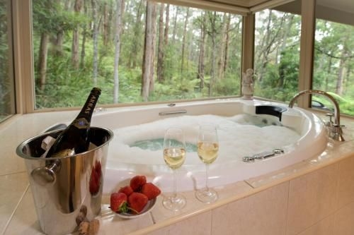 ไมเยอร์ ครีก คาสเคดส์ คอตเทจ (Myers Creek Cascades Cottages)1