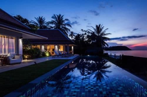 Villa - Beach Front