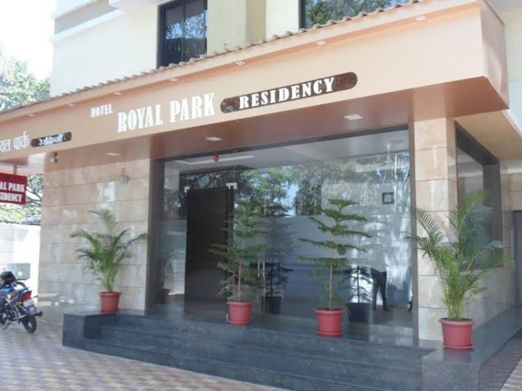 Hotel Royal Residency4