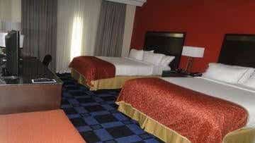 Holiday Inn Express and Suites Columbia University Area