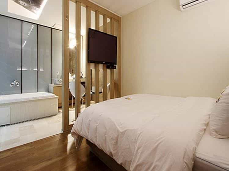 September Hotel September Hotel